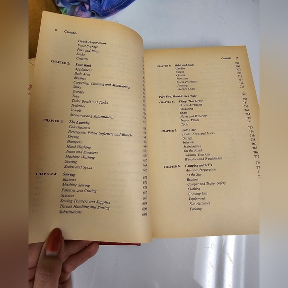 Vintage Dear Heloise Household Tips Two Volumes in one Hardcover book - Picture 9 of 12